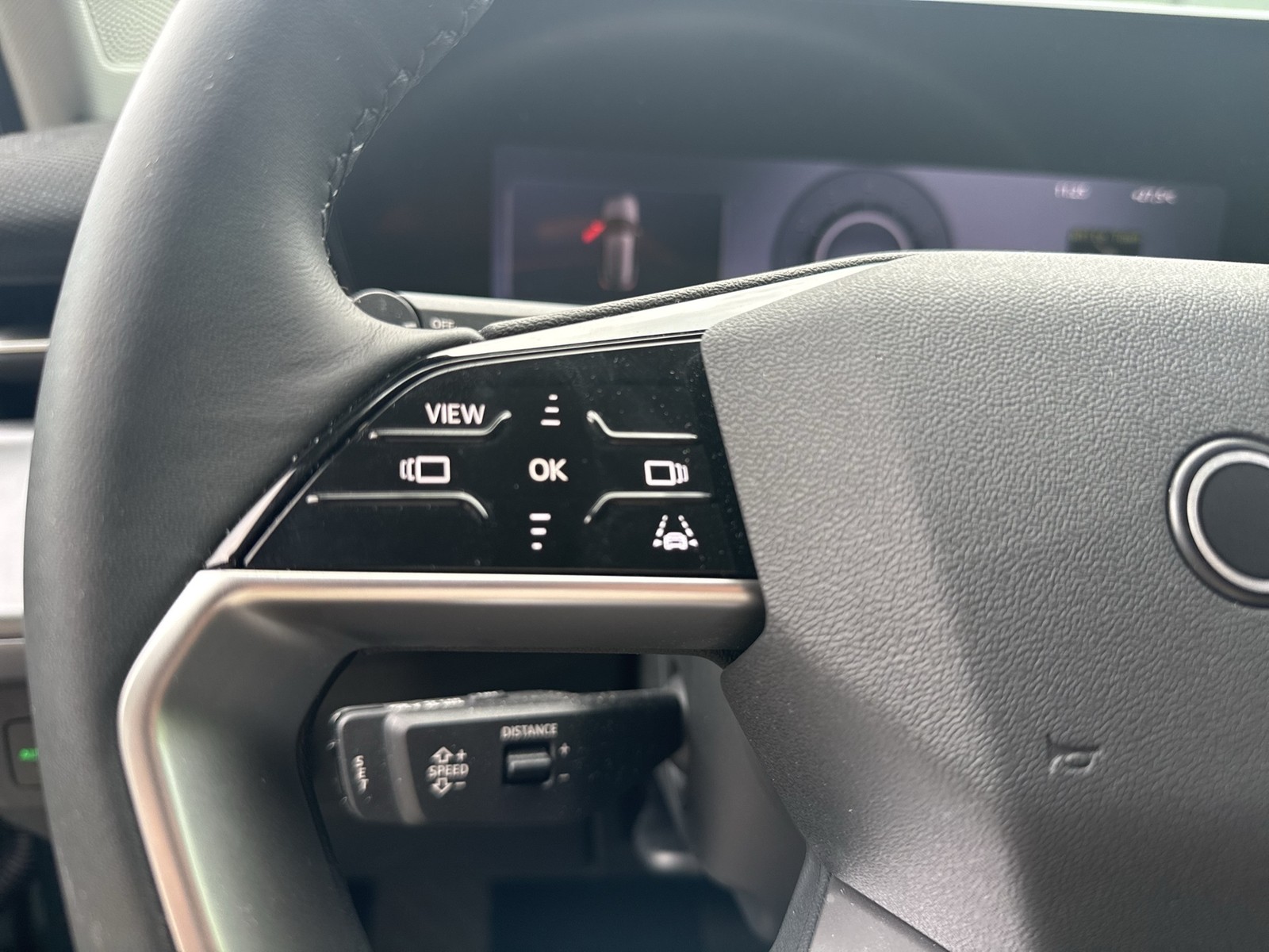 Audi Q3 S LINE NEUES MODELL CAM ACC LM19 EKLAPPE NAVI