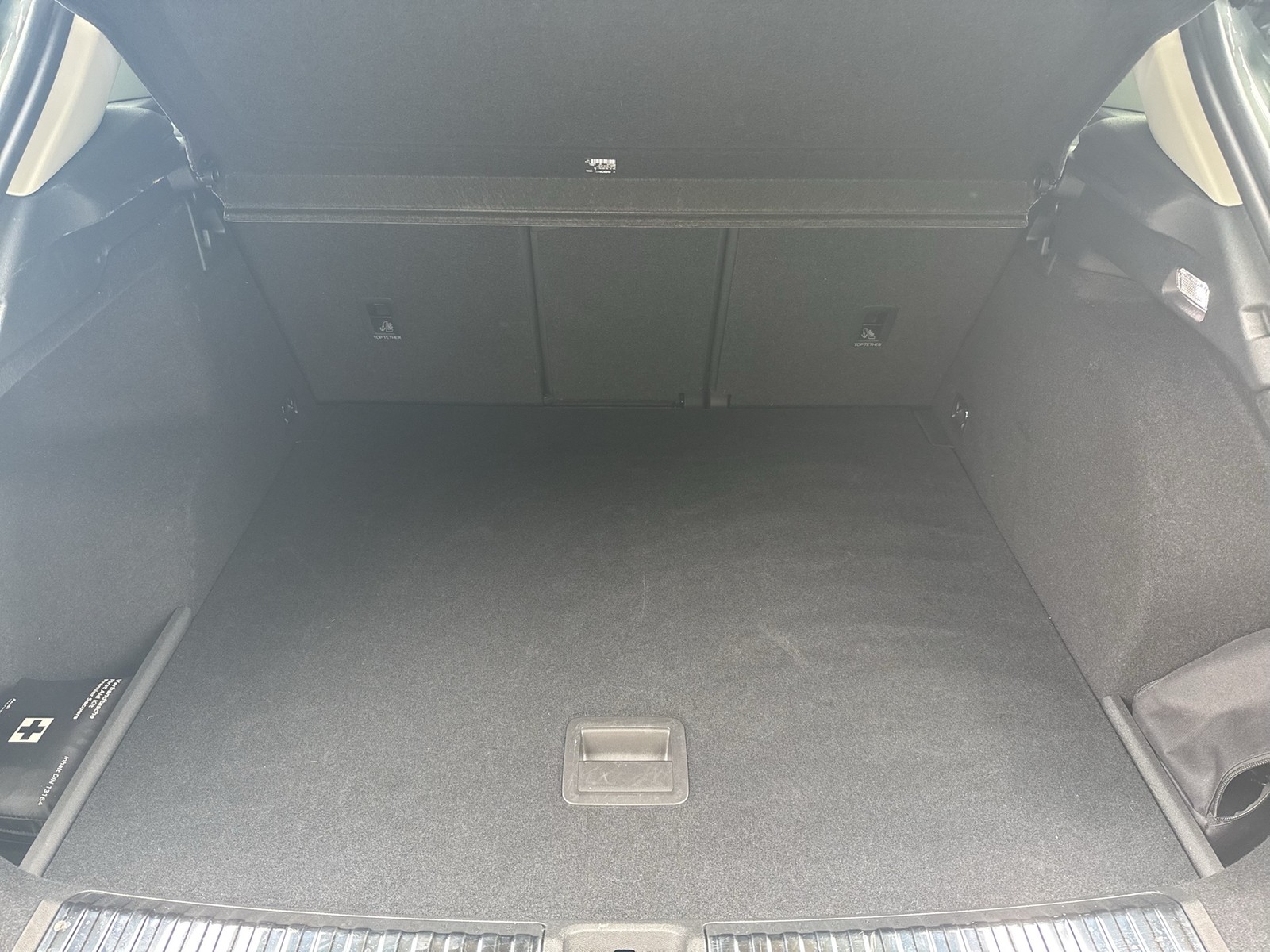Audi Q3 S LINE NEUES MODELL CAM ACC LM19 EKLAPPE NAVI