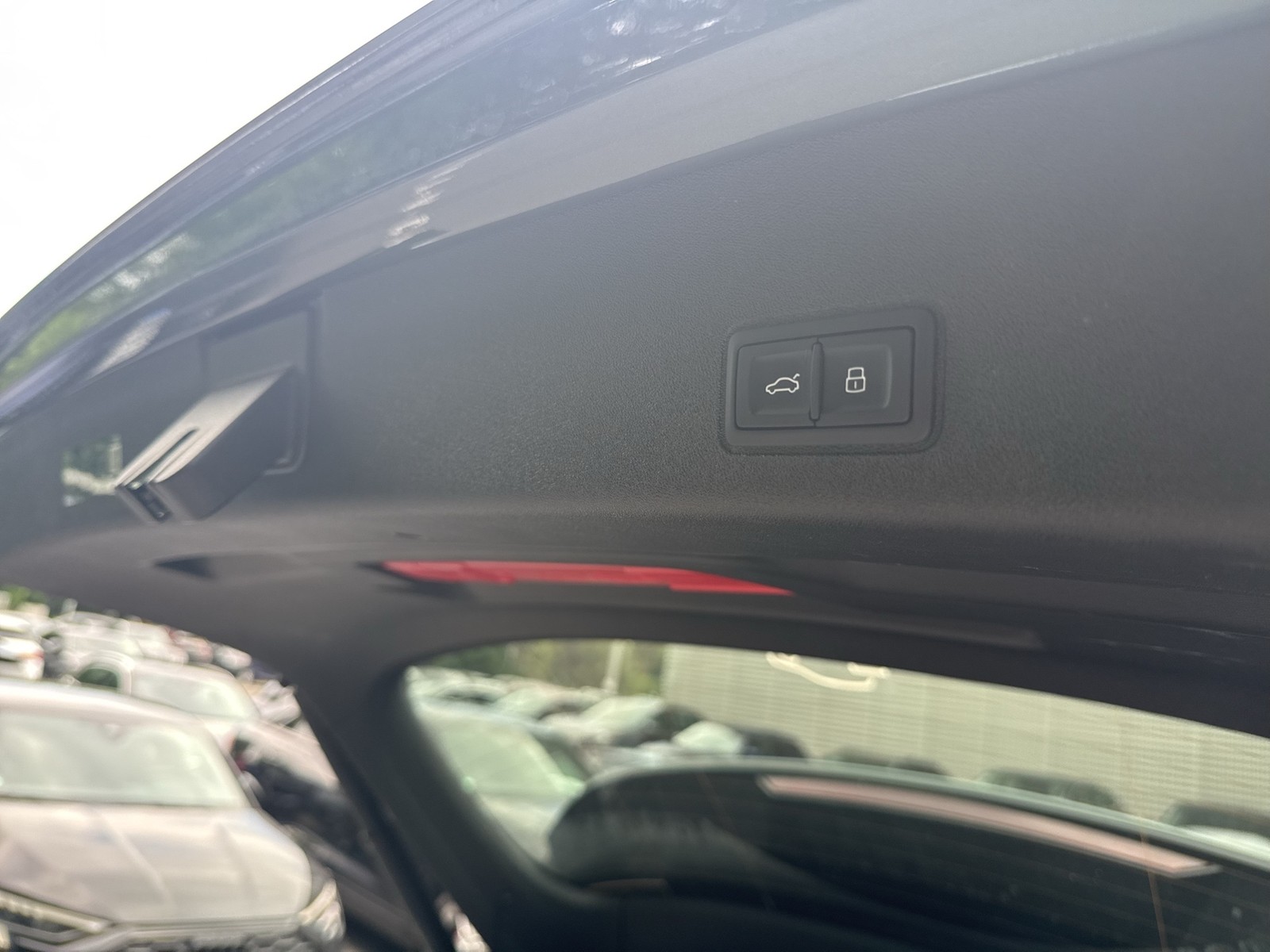 Audi Q3 S LINE NEUES MODELL CAM ACC LM19 EKLAPPE NAVI