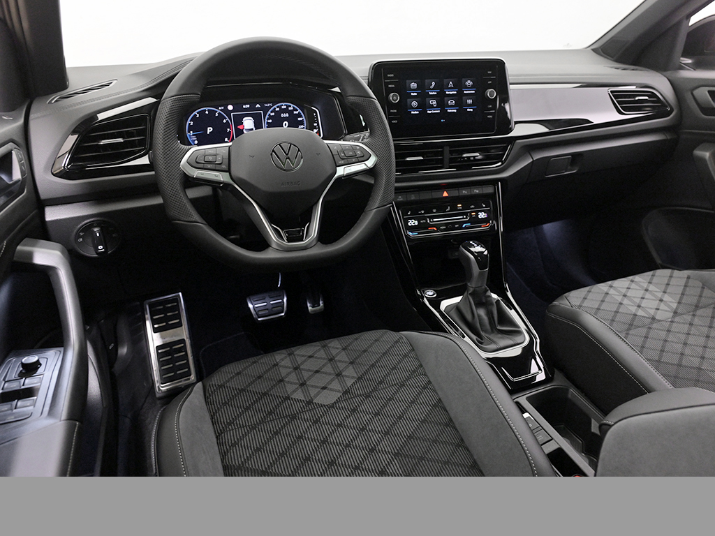 Volkswagen T-Roc 1.5 R-LINE DSG BLACKSTYLE PANO eKLAPPE AHK