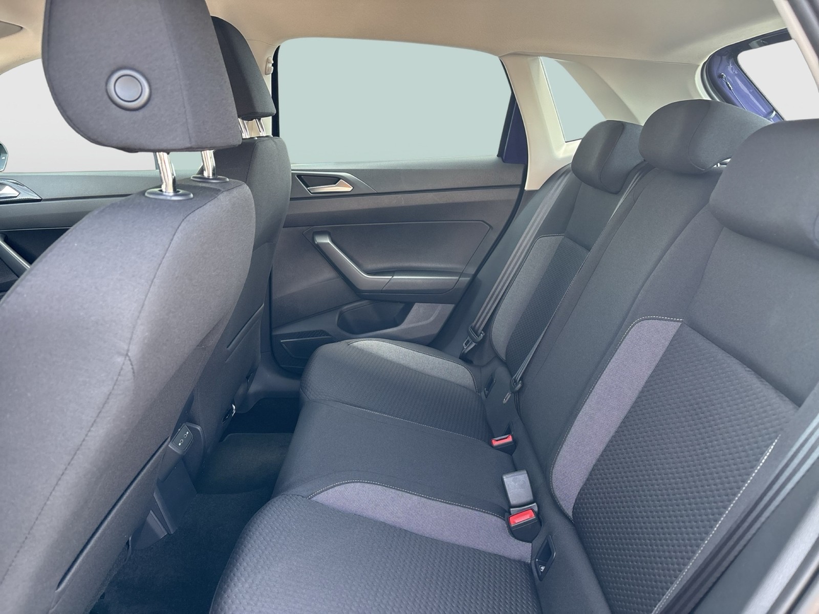 Volkswagen Polo 1.0 LIFE CARPLAY SITZHEIZ. LED EINPARKHILFE
