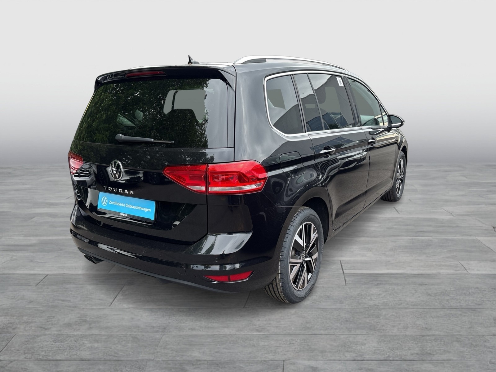 Volkswagen Touran 2.0 HIGHLINE AHK ACC LM17 NAVI CARPLAY