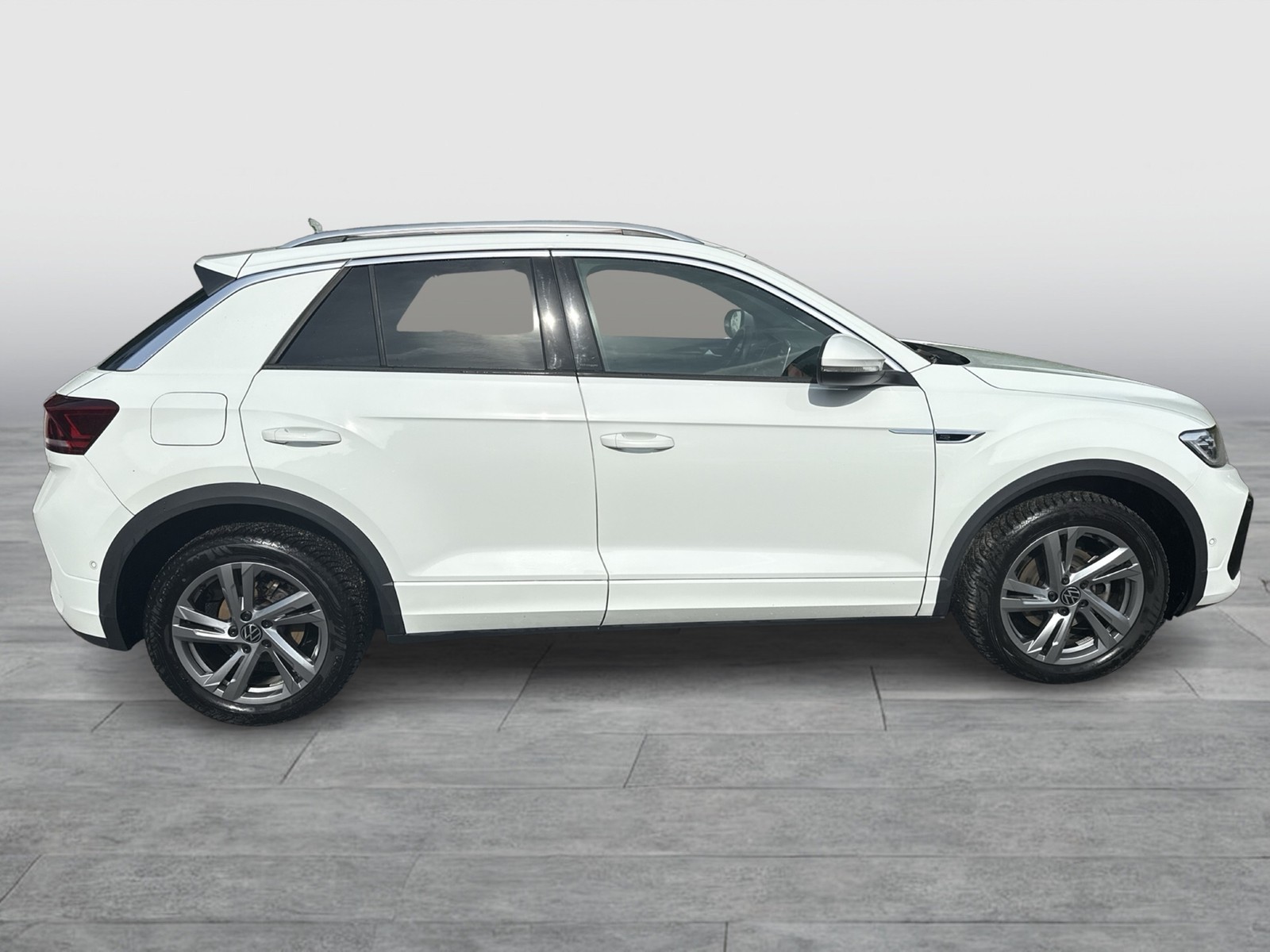 Volkswagen T-Roc 1.5 R-LINE AHK ACC eKLAPPE NAVI LED+