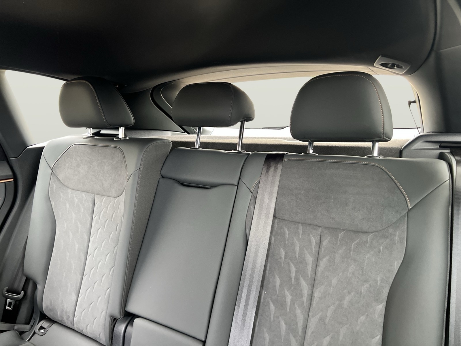 Cupra Terramar 1.5 eTSI 360°CAM ACC LM18 E-KLAPPE NAVI