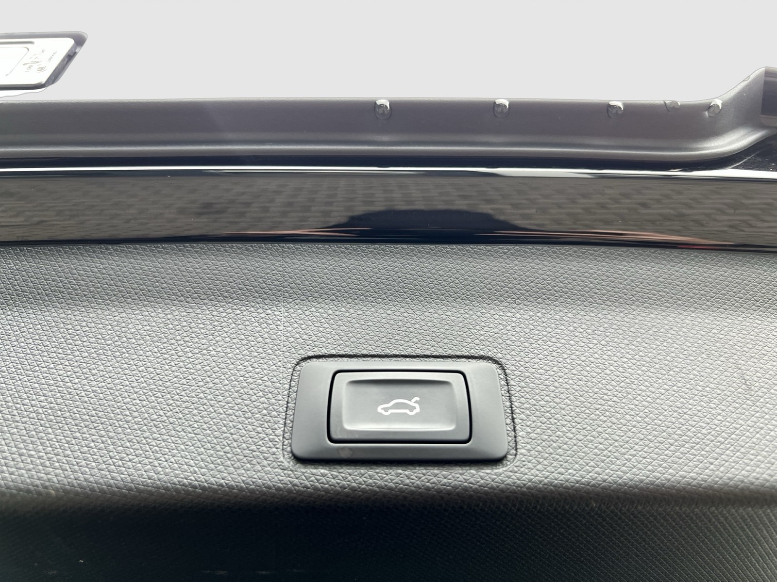 Cupra Terramar 1.5 eTSI 360°CAM ACC LM18 E-KLAPPE NAVI