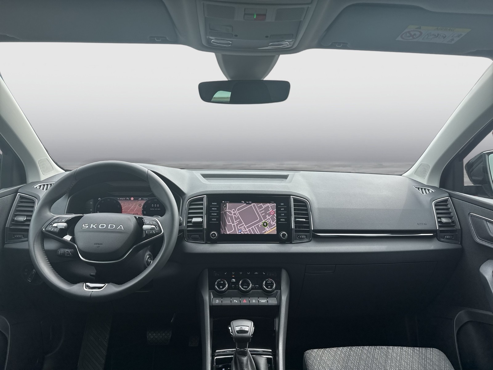 Skoda Karoq 1.5 SELECTION CAM ACC NAVI LM17 CARPLAY