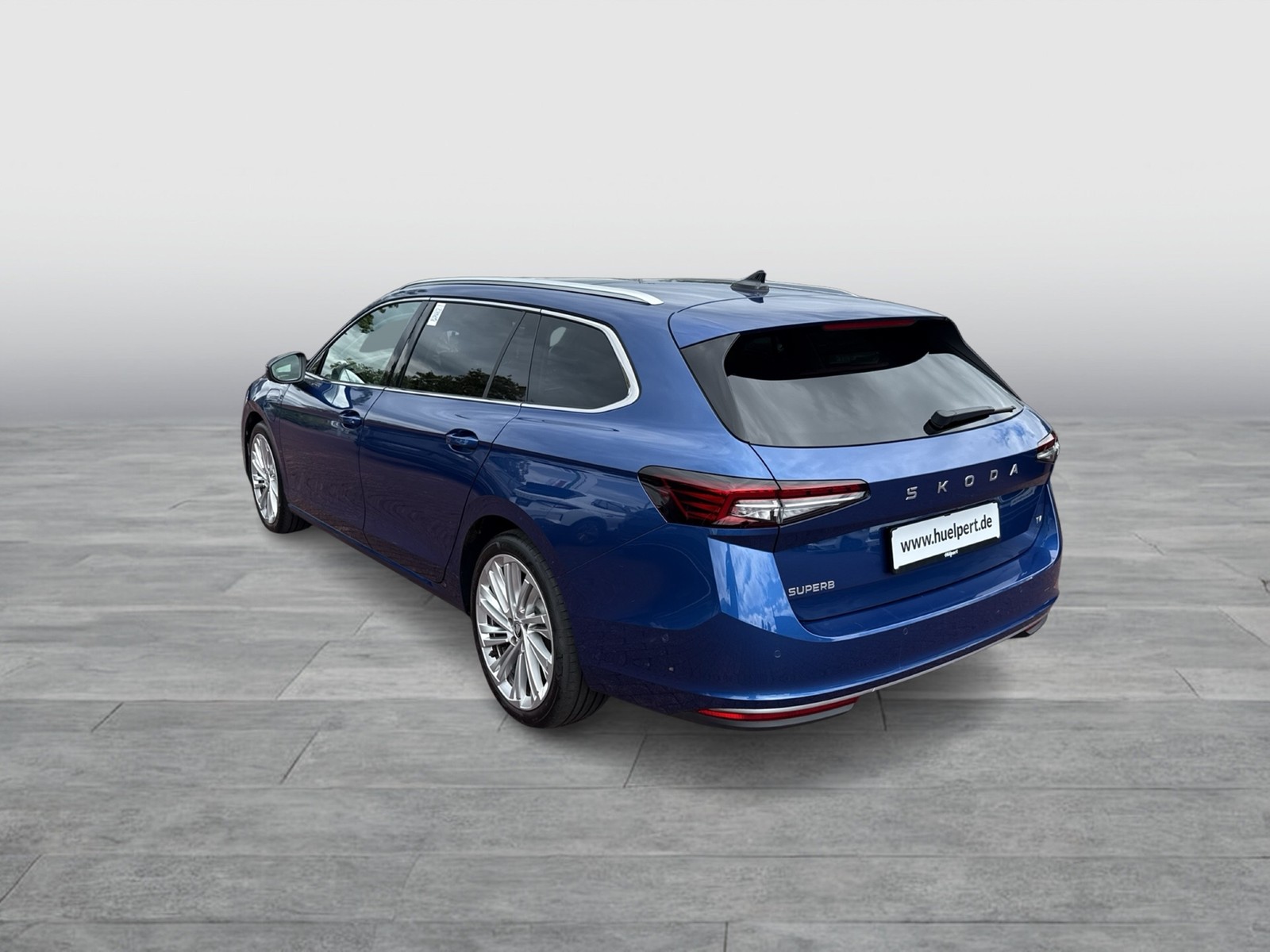 Skoda Superb Combi 1.5 iV L&K CANTON PANO AHK 360°CAM