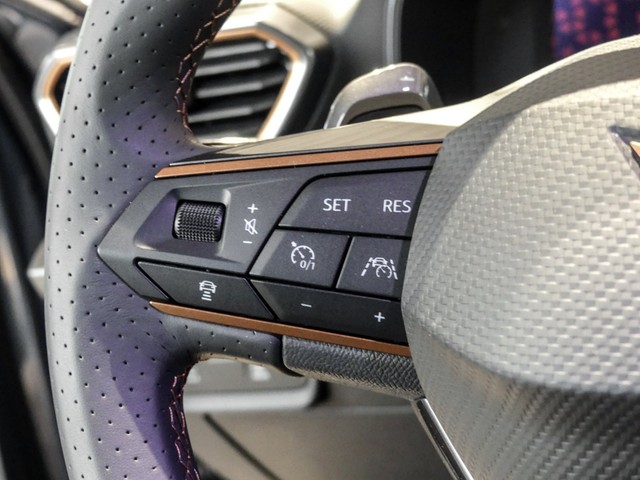Cupra Leon ST 1.5 eTSI BEATS KAMERA ALU18 eKLAPPE NAVI