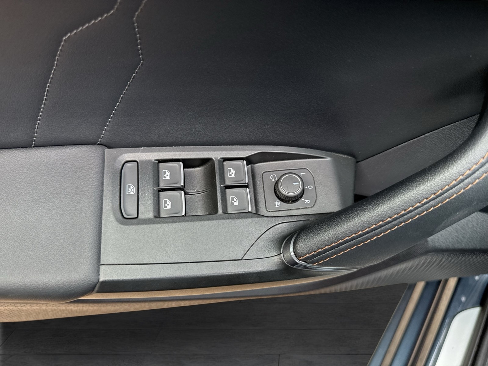 Cupra Leon ST 1.5 eTSI BEATS KAMERA ALU18 eKLAPPE NAVI