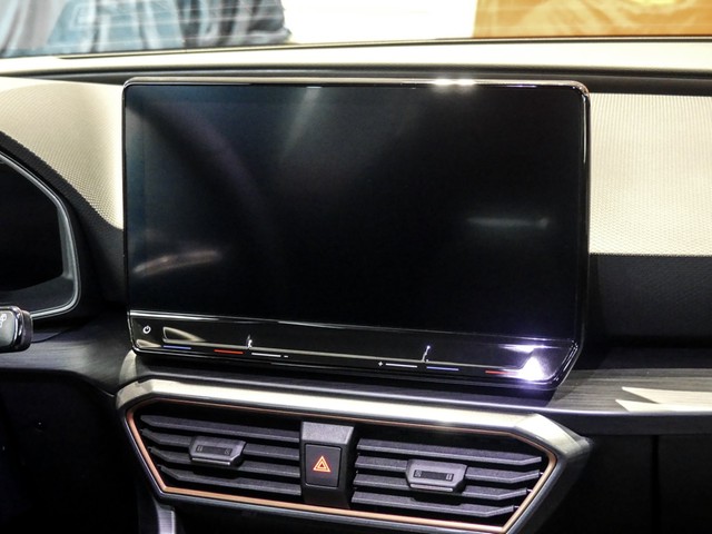 Cupra Leon ST 1.5 eTSI BEATS KAMERA ALU18 eKLAPPE NAVI