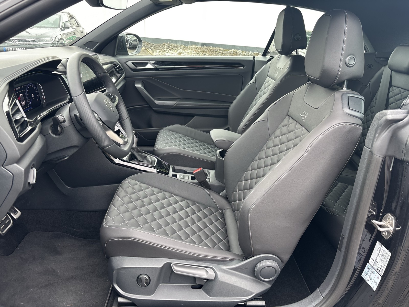 Volkswagen T-Roc Cabriolet 1.5 R-LINE LEDER AHK CAM ACC 19Z