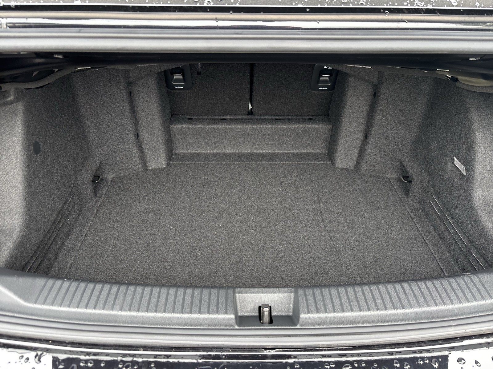 Volkswagen T-Roc Cabriolet 1.5 R-LINE LEDER AHK CAM ACC 19Z