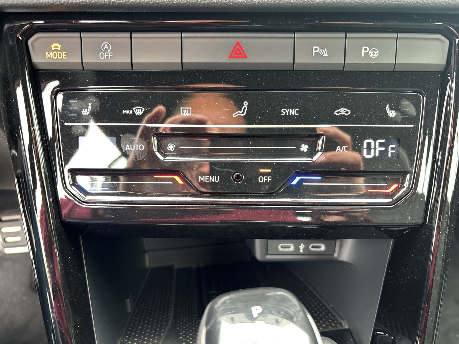 Volkswagen T-Roc Cabriolet 1.5 R-LINE LEDER AHK CAM ACC 19Z