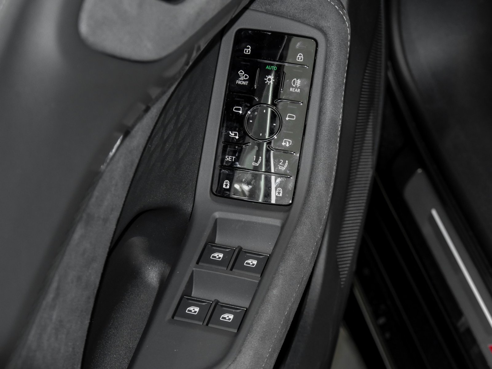 Audi A5 Avant S LINE AHK 360CAM ACC LM19 EKLAPPE NAVI