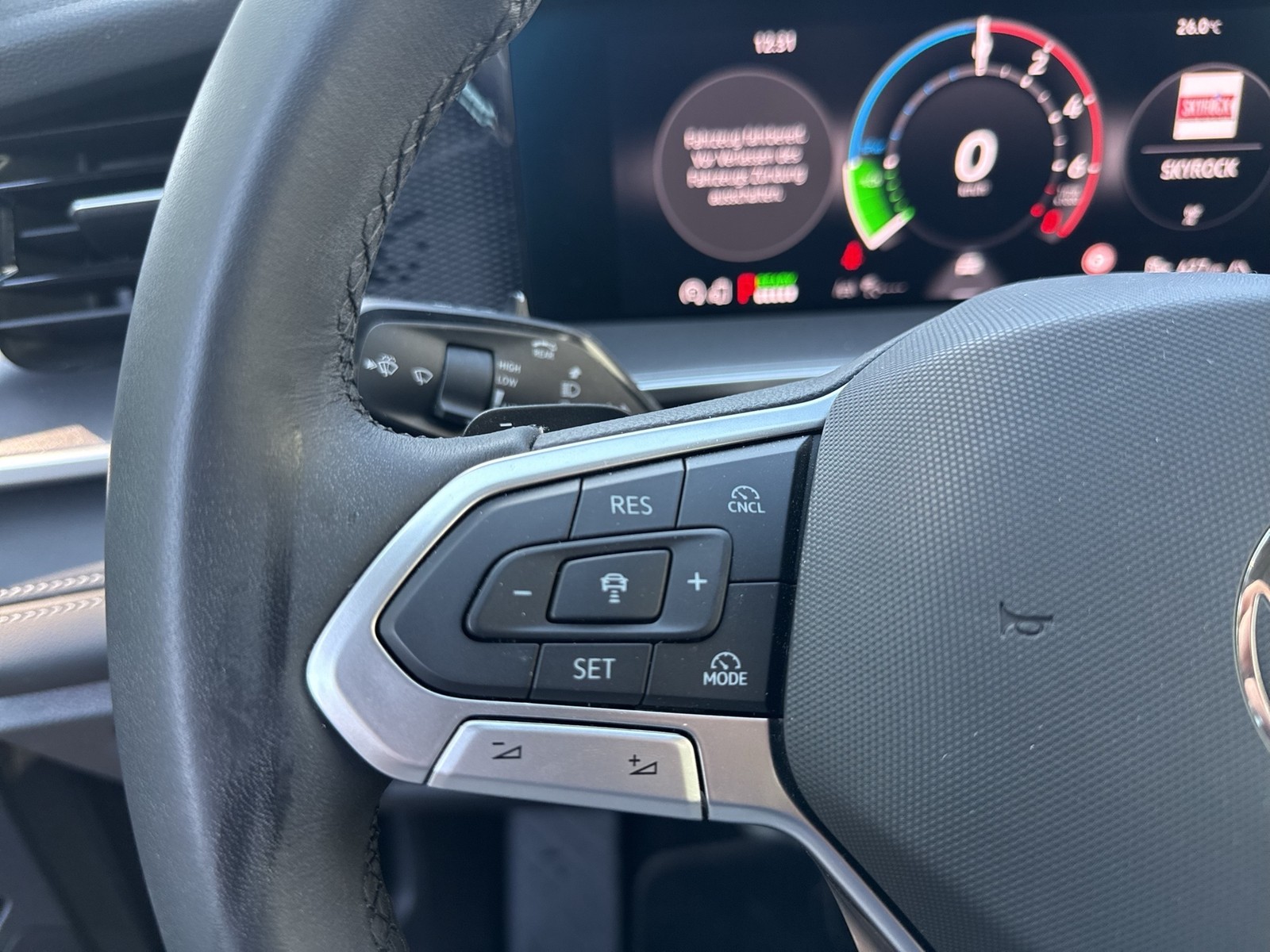 Volkswagen Tayron 1.5 HYBRID LIFE AHK CAM ACC LM18 NAVI