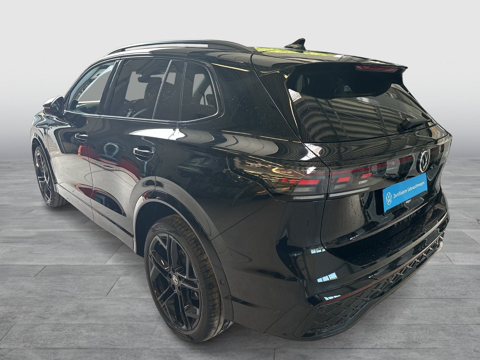 Volkswagen Tiguan 2.0 R-LINE DSG