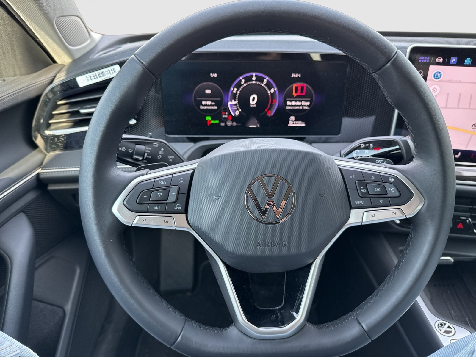 Volkswagen Passat Variant 1.5 eTSI BUSINESS AHK 360°CAM ACC