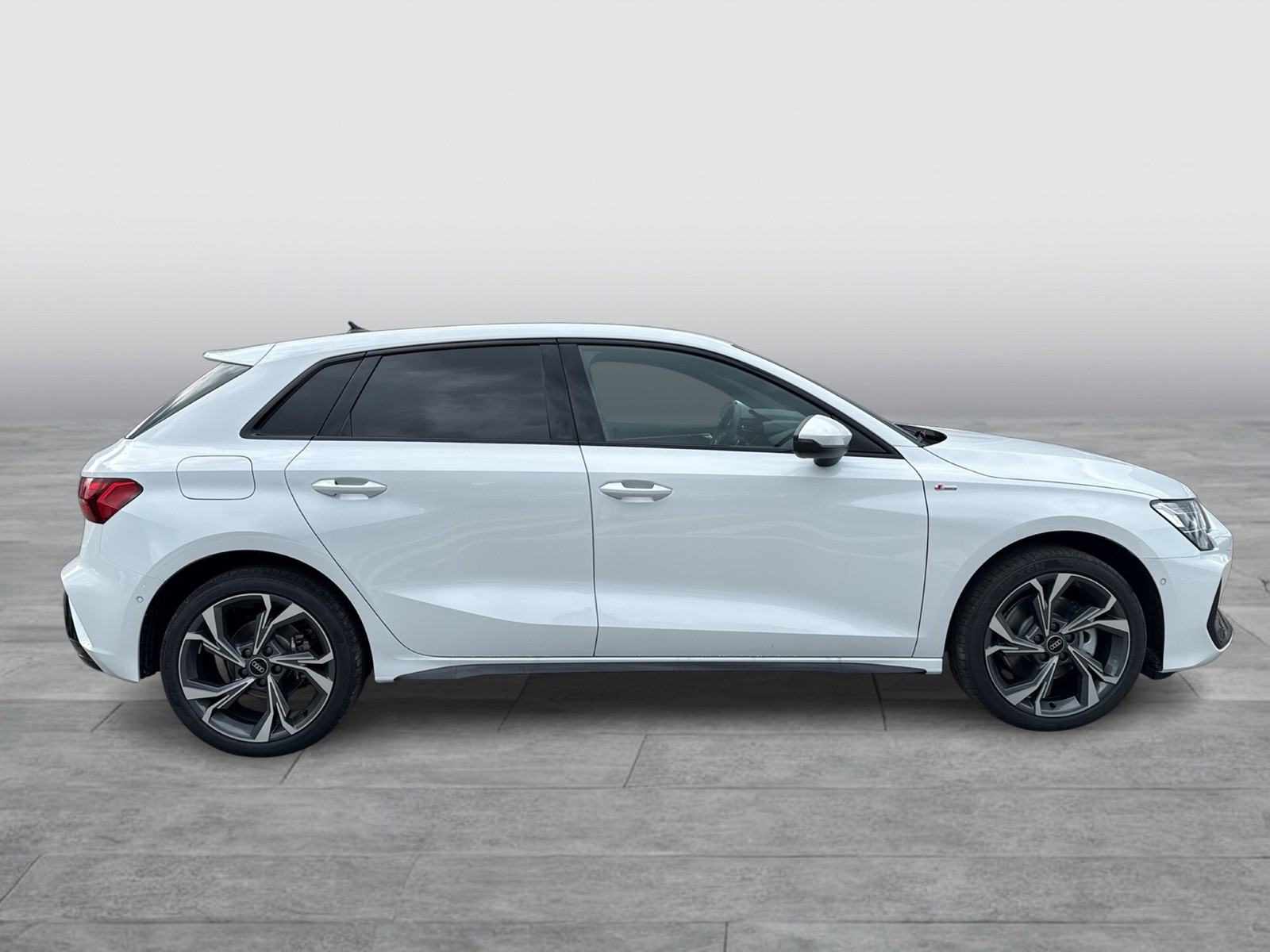 Audi A3 Sportback quattro S LINE BLACKPAK AHK CAM NAVI+