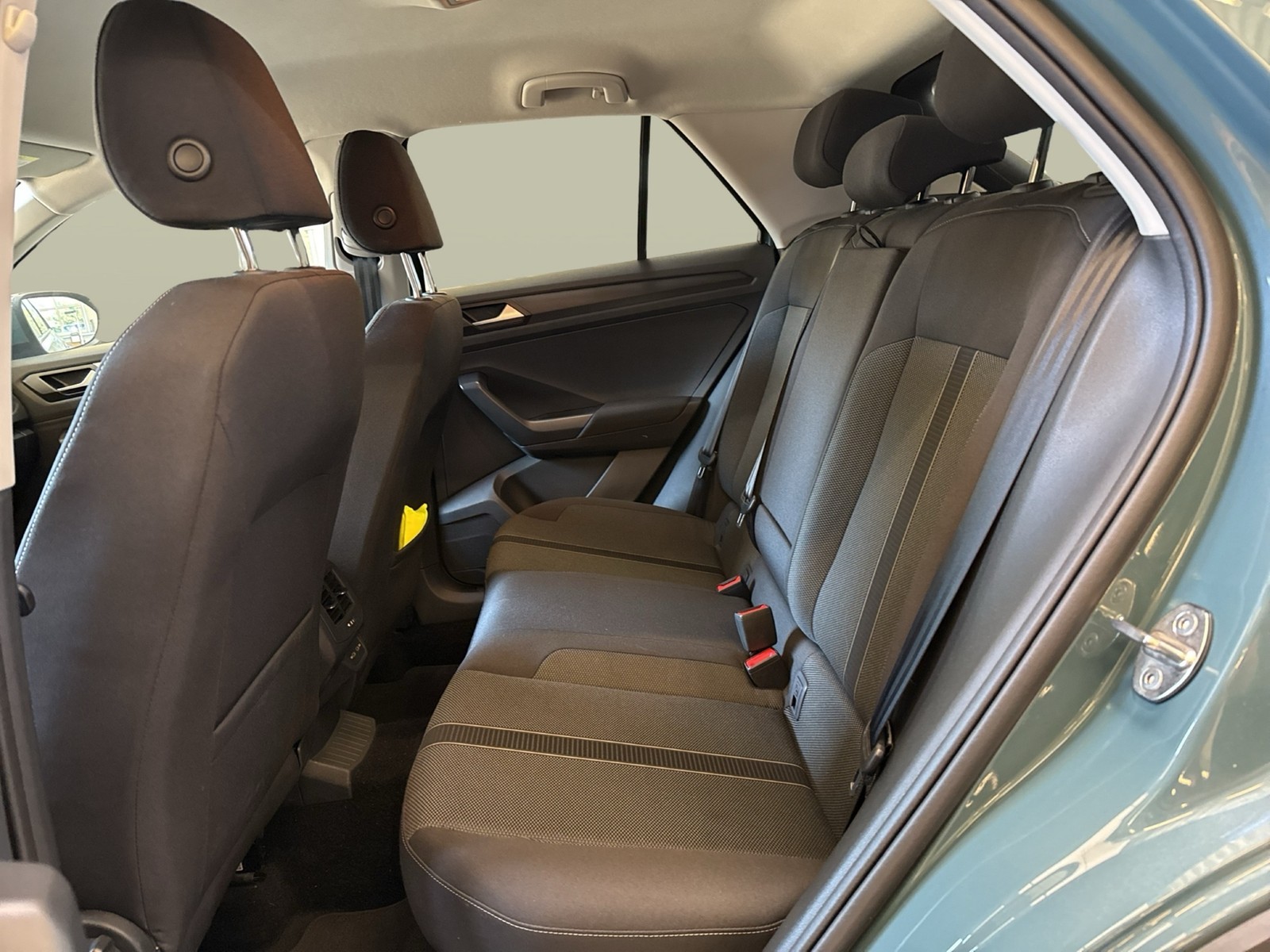 Volkswagen T-Roc 1.5 LIFE ACC LM17 NAVI CARPLAY SITZHEIZUNG