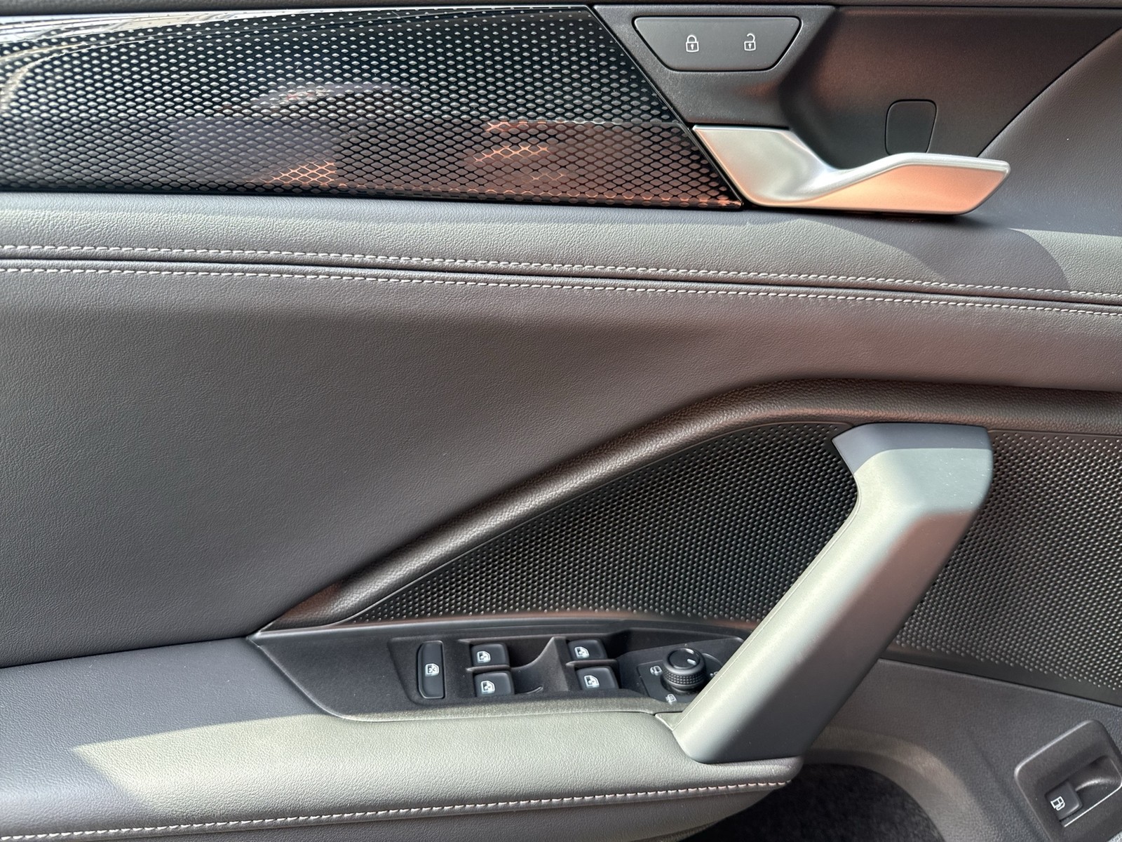 Volkswagen Tayron 1.5 HYBRID LIFE AHK CAM ACC LM18 CARPLAY