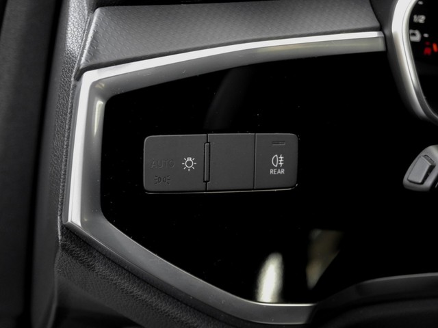 Audi Q3 45 HYBRID LM18 NAVI+ VIRTUALCOCKPIT+ SITZHEIZ