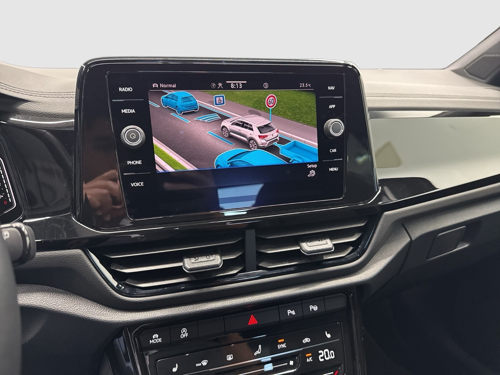 Volkswagen T-Roc 1.5 R-LINE BLACKSTYLE AHK CAM ACC LM19 NAVI