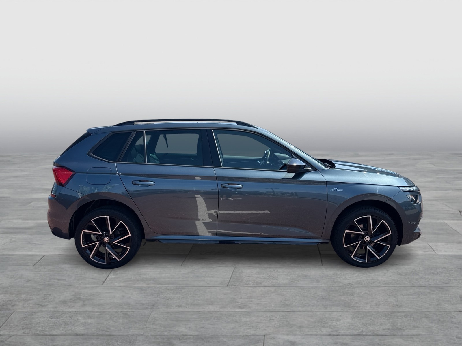 Skoda Kamiq 1.5 MONTE CARLO PANO CAM ACC LM18 NAVI