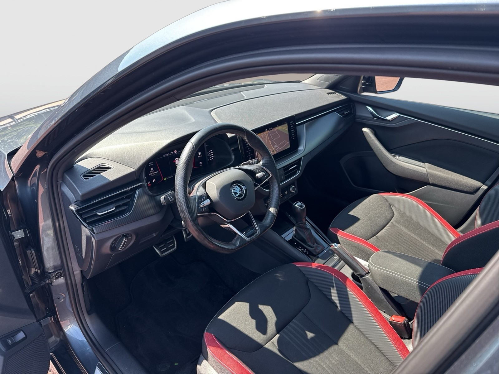 Skoda Kamiq 1.5 MONTE CARLO PANO CAM ACC LM18 NAVI
