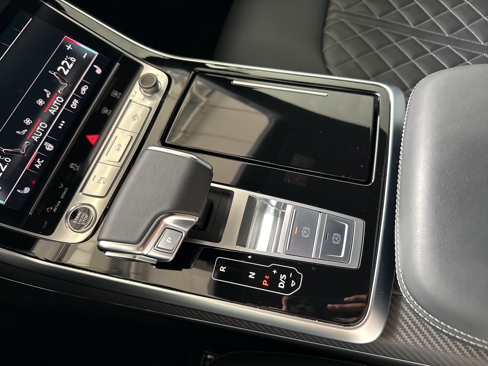 Audi Q8 50 Qu. S LINE B&O 360CAM LEDER ALU23 eSITZE