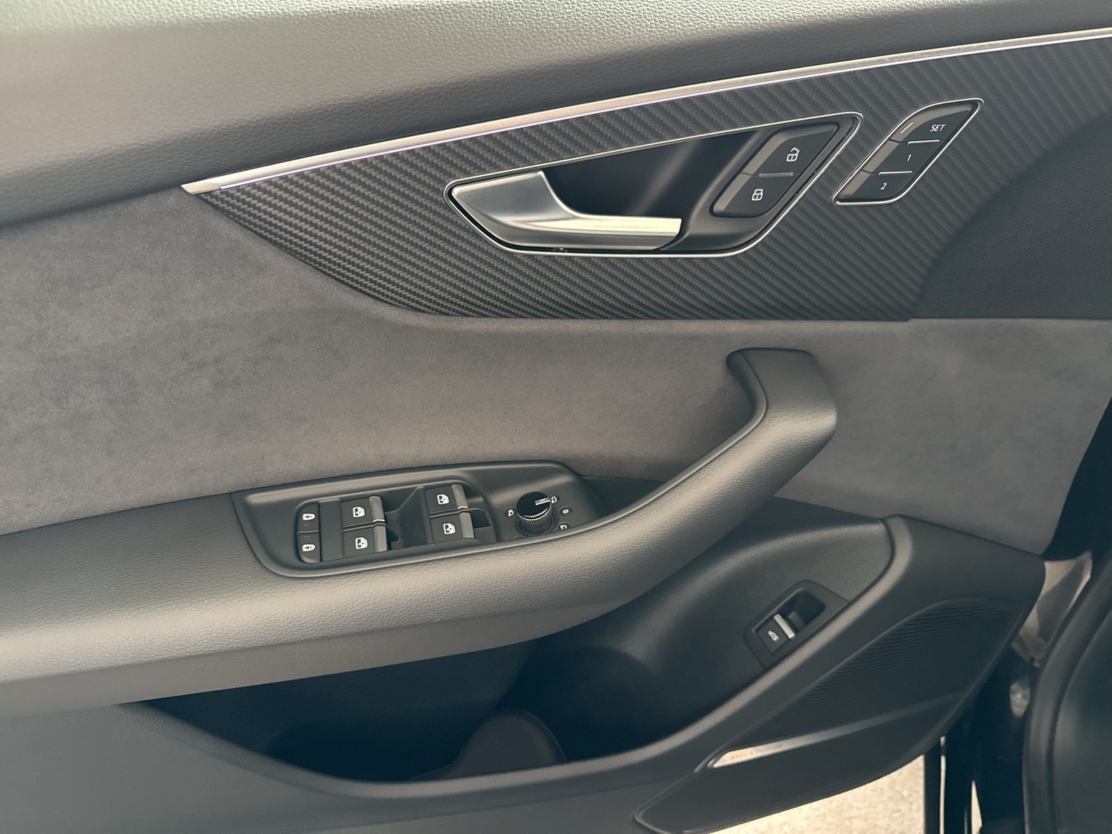 Audi Q8 50 Qu. S LINE B&O 360CAM LEDER ALU23 eSITZE