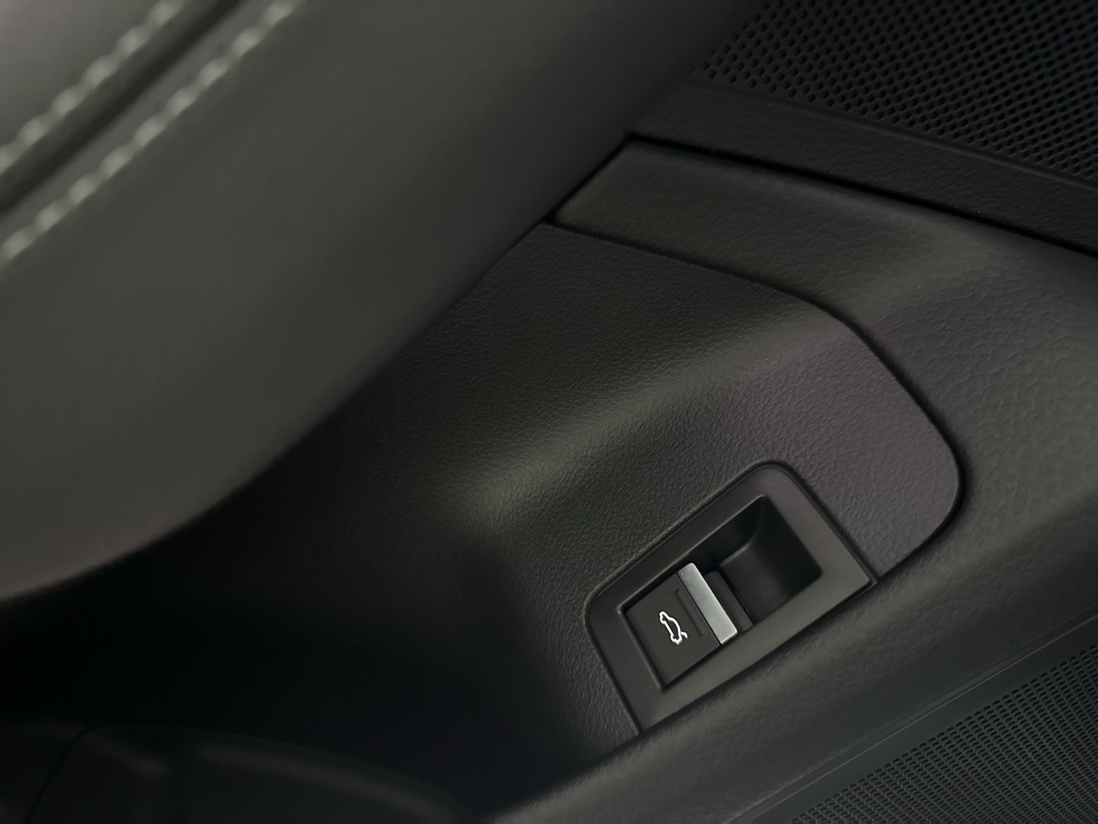 Audi S6 Avant Qu. BLACKPAK B&O AHK 360°CAM LM21