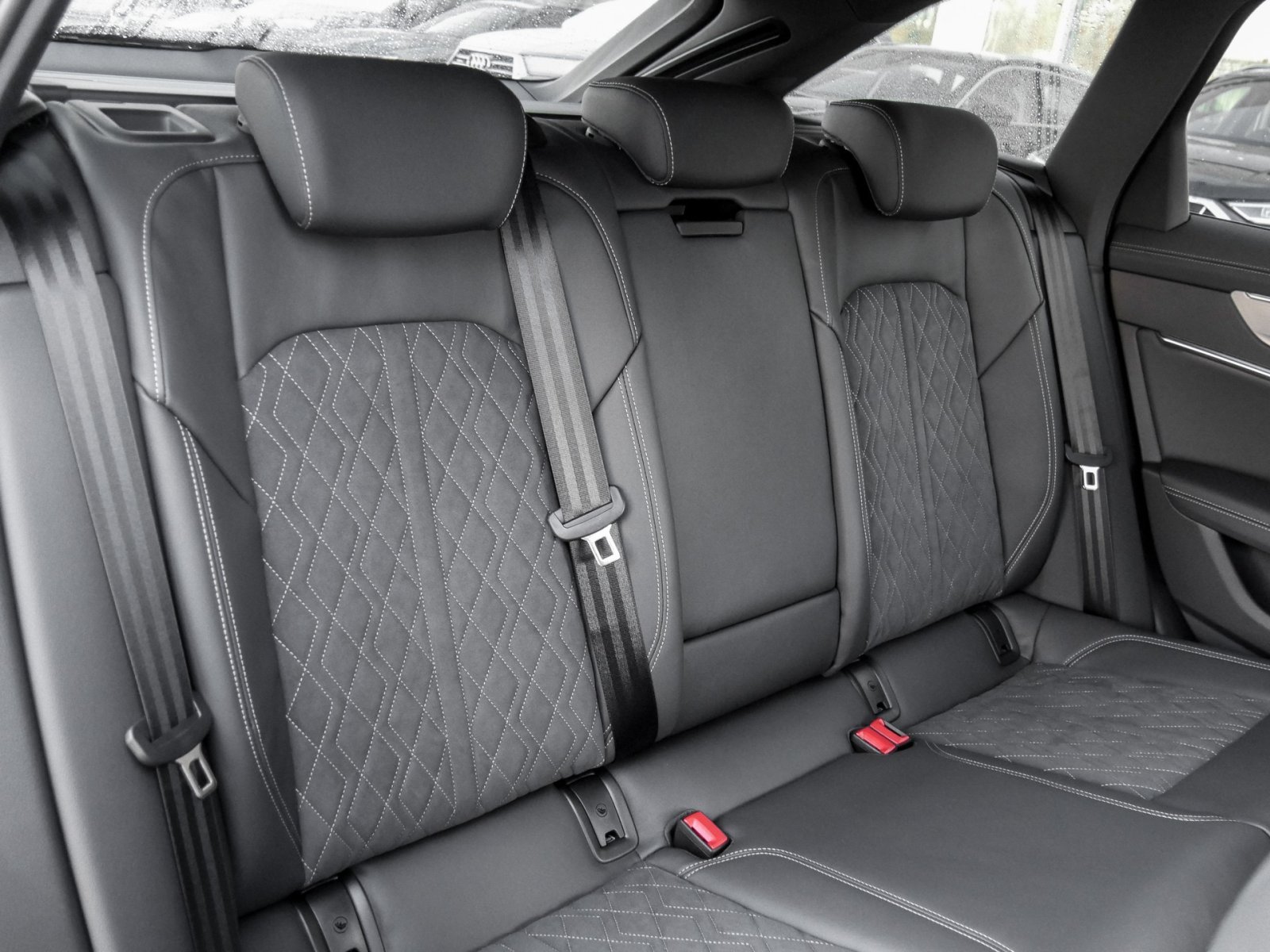 Audi S6 Avant Qu. BLACKPAK B&O AHK 360°CAM LM21