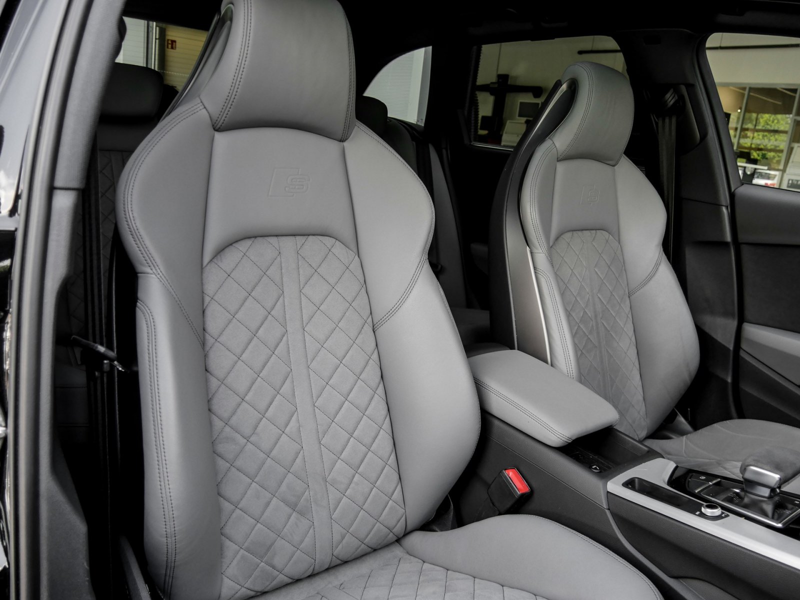 Audi A4 Avant 45 quattro S LINE BLACKPAK PANO CAM 19Z