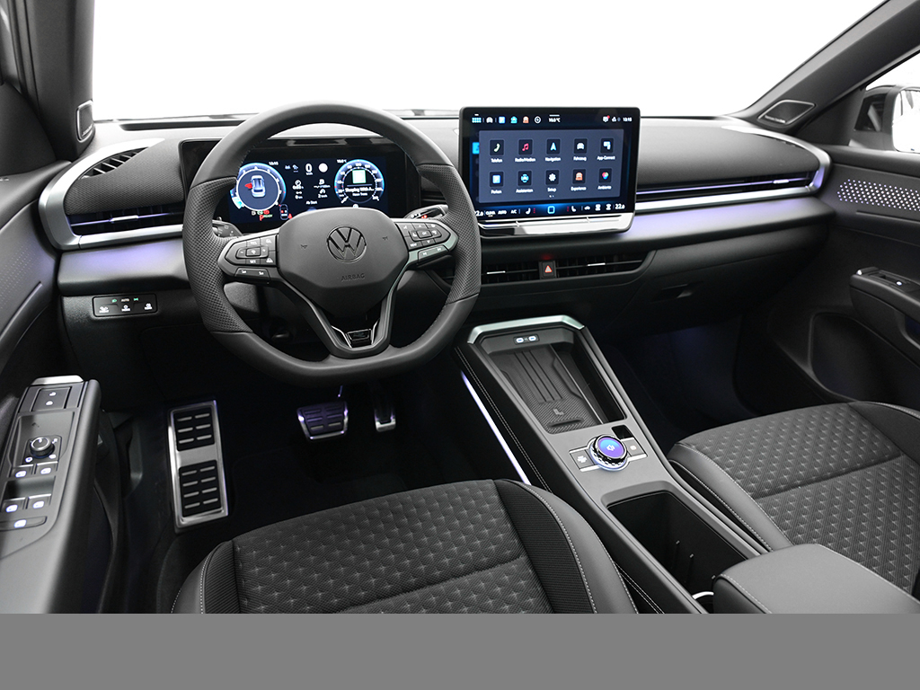 Volkswagen T-Roc 1.5 R-LINE DSG PANO eKLAPPE AHK MATRIXLED