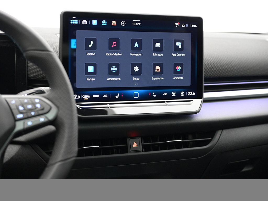 Volkswagen T-Roc 1.5 R-LINE DSG PANO eKLAPPE AHK MATRIXLED