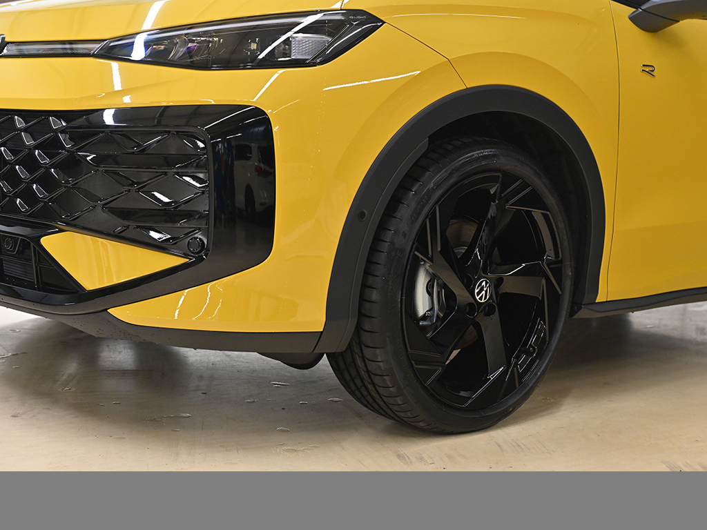 Volkswagen T-Roc 1.5 R-LINE DSG HARMANKARDON PANO CAM LM20