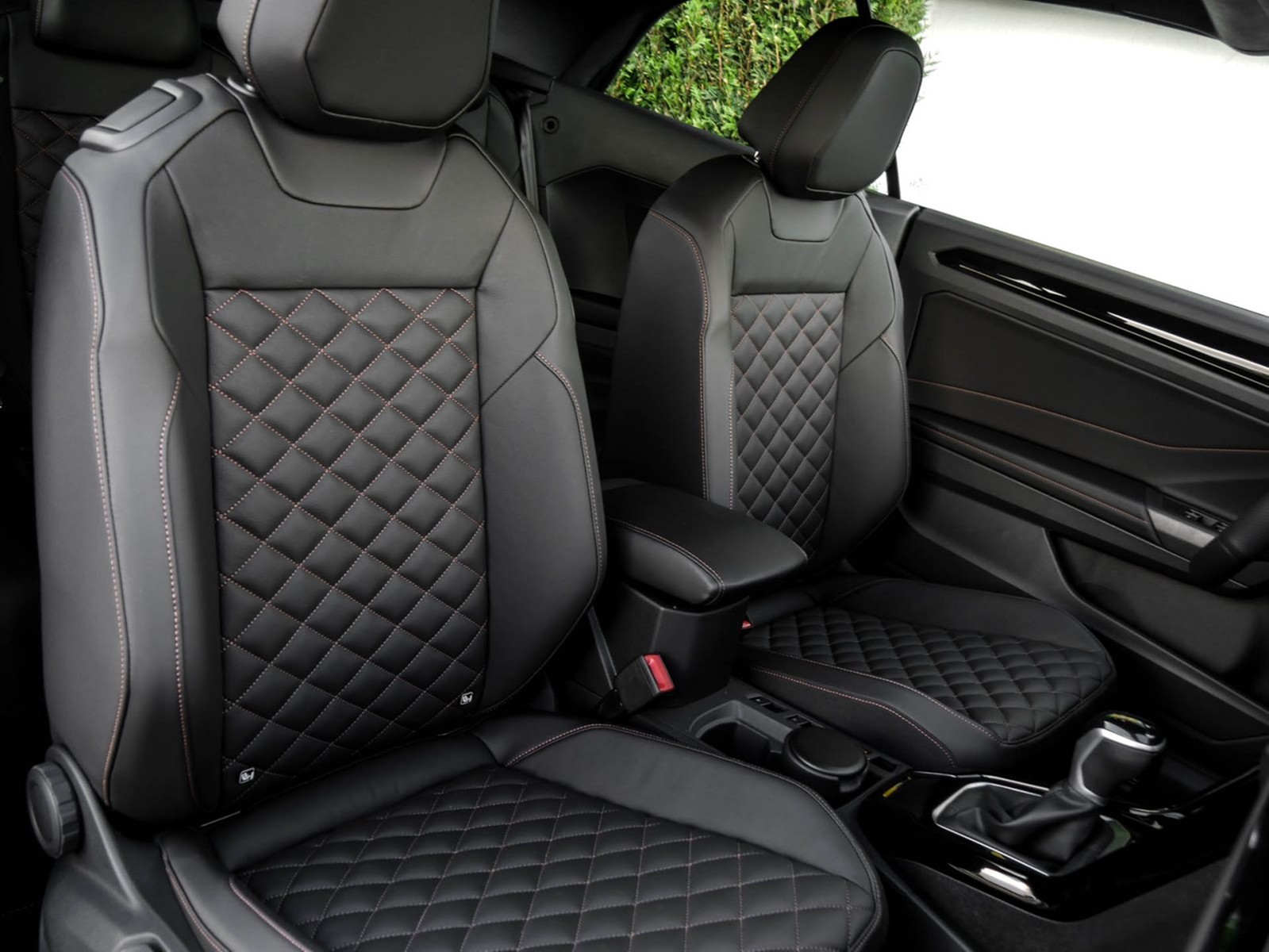 Volkswagen T-Roc Cabrio 1.5 R-LINE DSG EDITION KARMANN PLUS