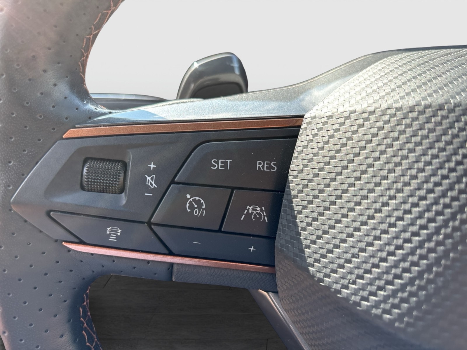 Cupra Formentor 1.5 BEATS AHK KAMERA ACC ALU18"