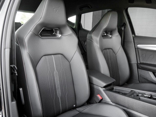 Cupra Formentor 1.5 KAMERA eSITZE ALU19" eKLAPPE NAVI