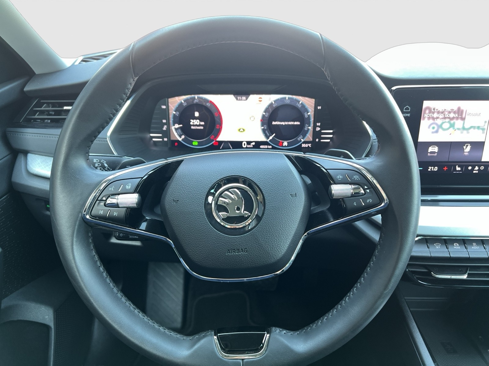 Skoda Octavia Combi 2.0 AHK ACC LM18 NAVI CARPLAY