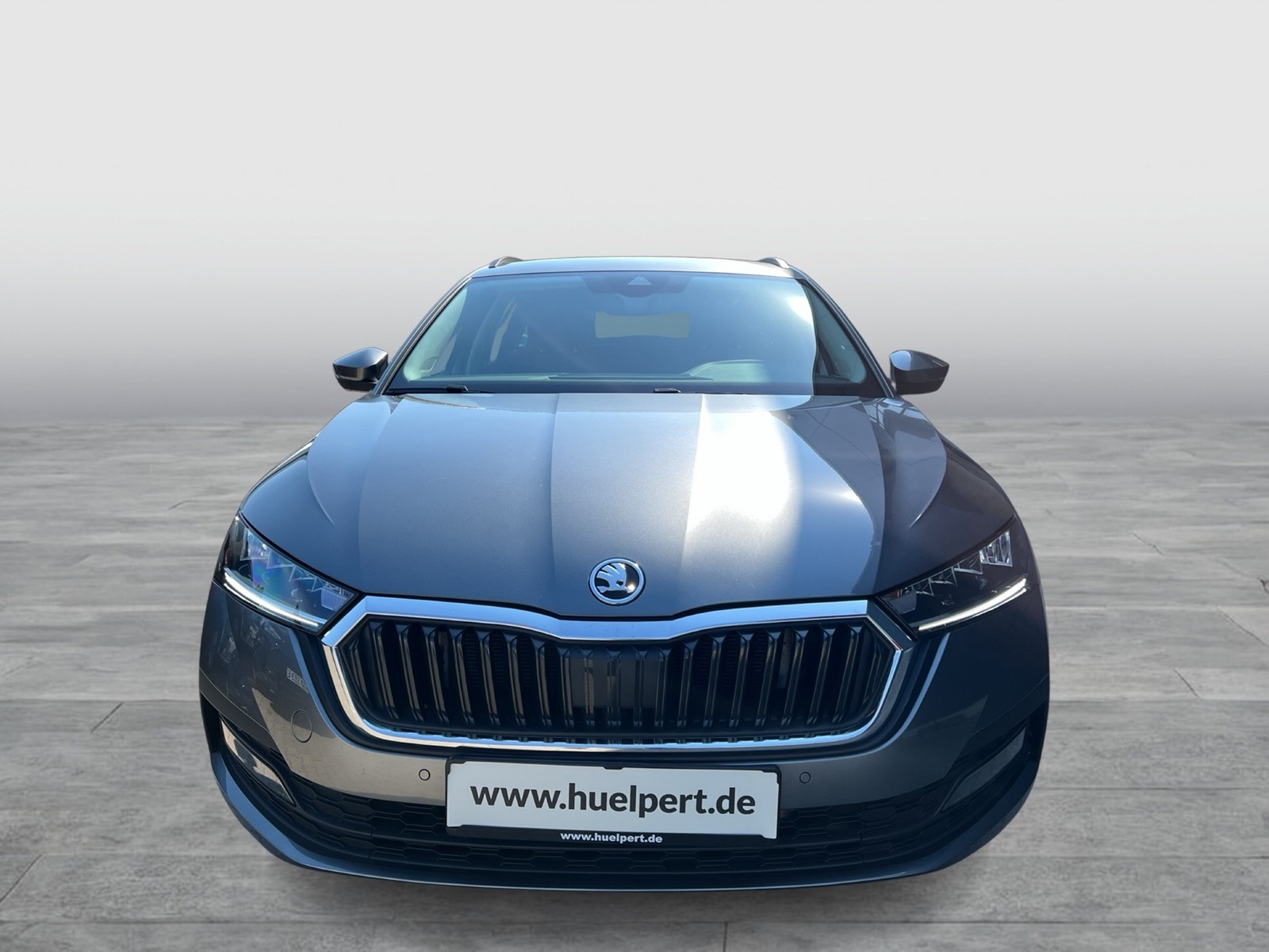 Skoda Octavia Combi 2.0 AHK ACC LM18 NAVI CARPLAY