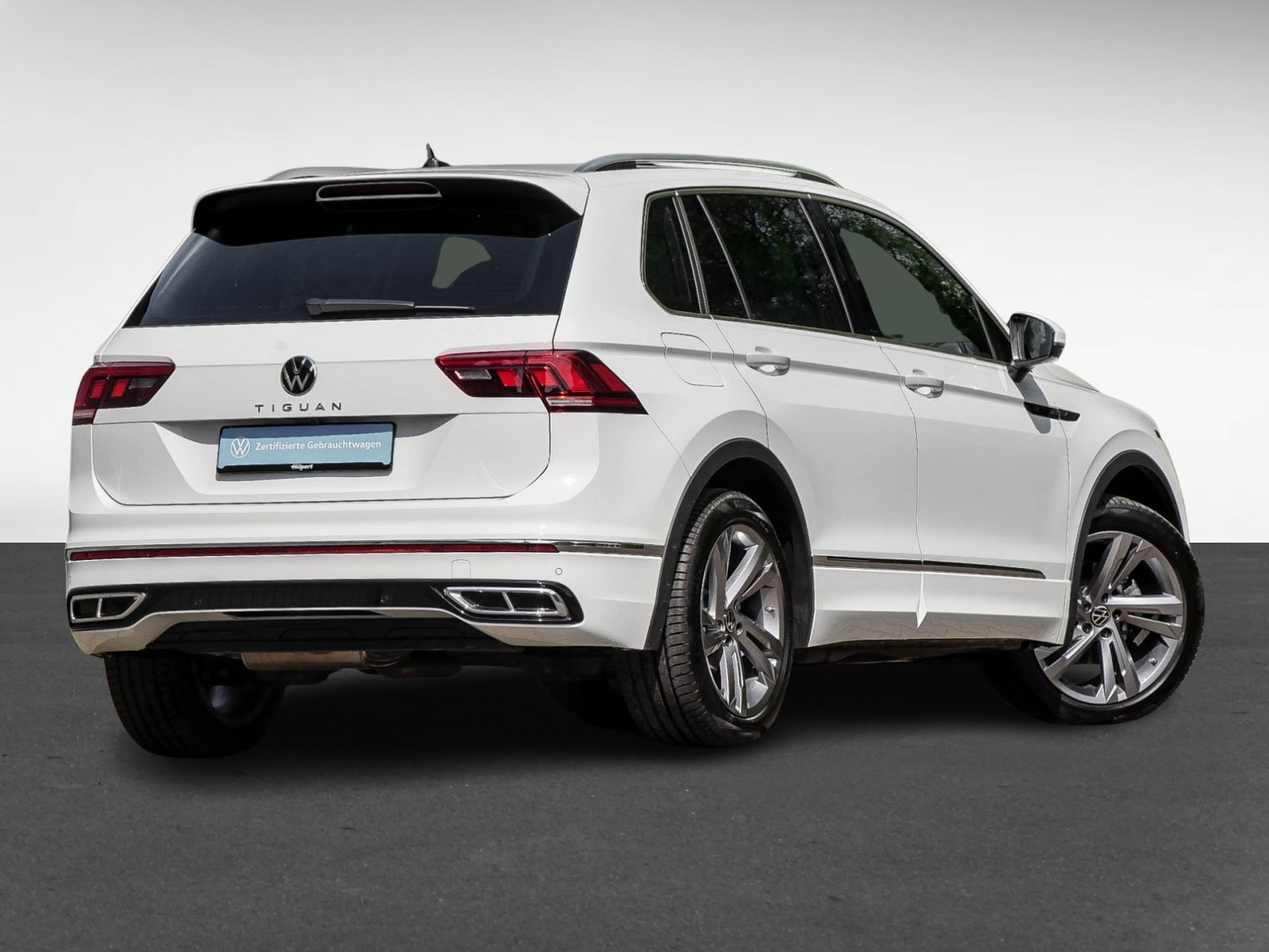 Volkswagen Tiguan 2.0 R-LINE LEDER AHK CAM ACC LM19 NAVI