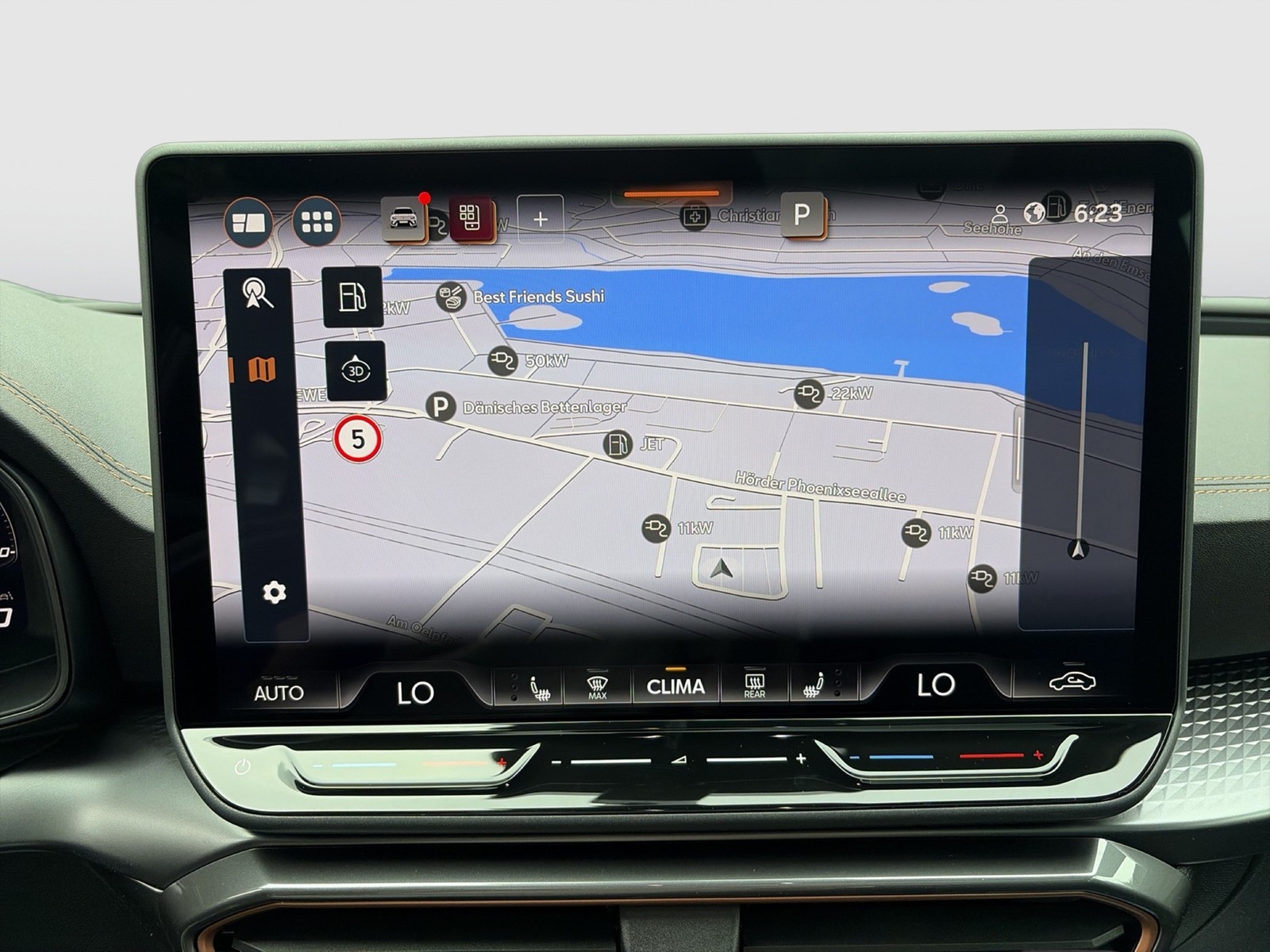 Cupra Leon ST 2.0 VZ 4X4 PANO SENNHEISER AHK CAM LM19