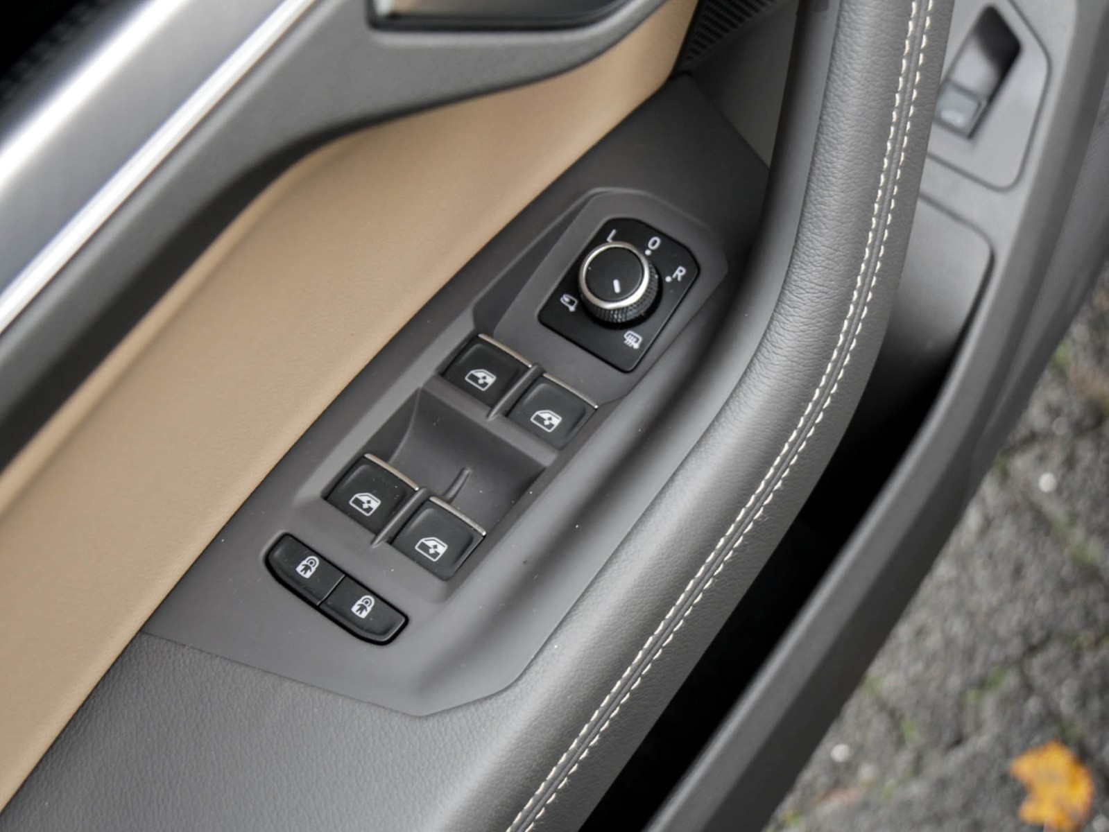 Volkswagen Touareg V6 ELEGANCE NEUESMODELL STANDHZ CAM LM20