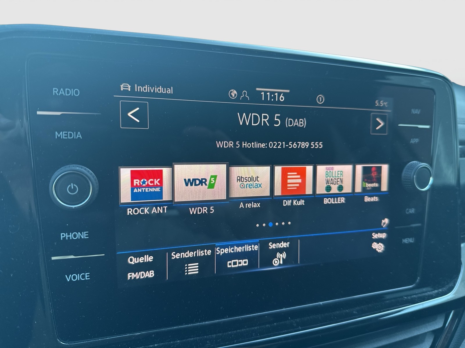 Volkswagen T-Roc 1.0 R-LINE BLACKSTYLE AHK KAMERA ALU18 NAVI