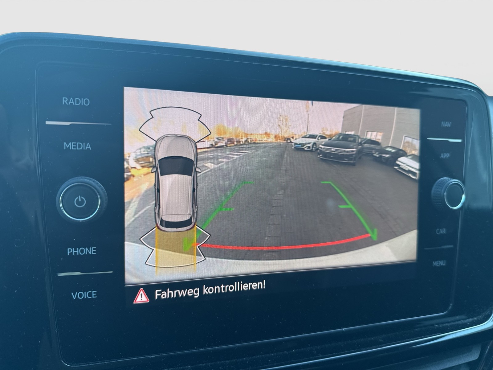 Volkswagen T-Roc 1.0 R-LINE BLACKSTYLE AHK KAMERA ALU18 NAVI