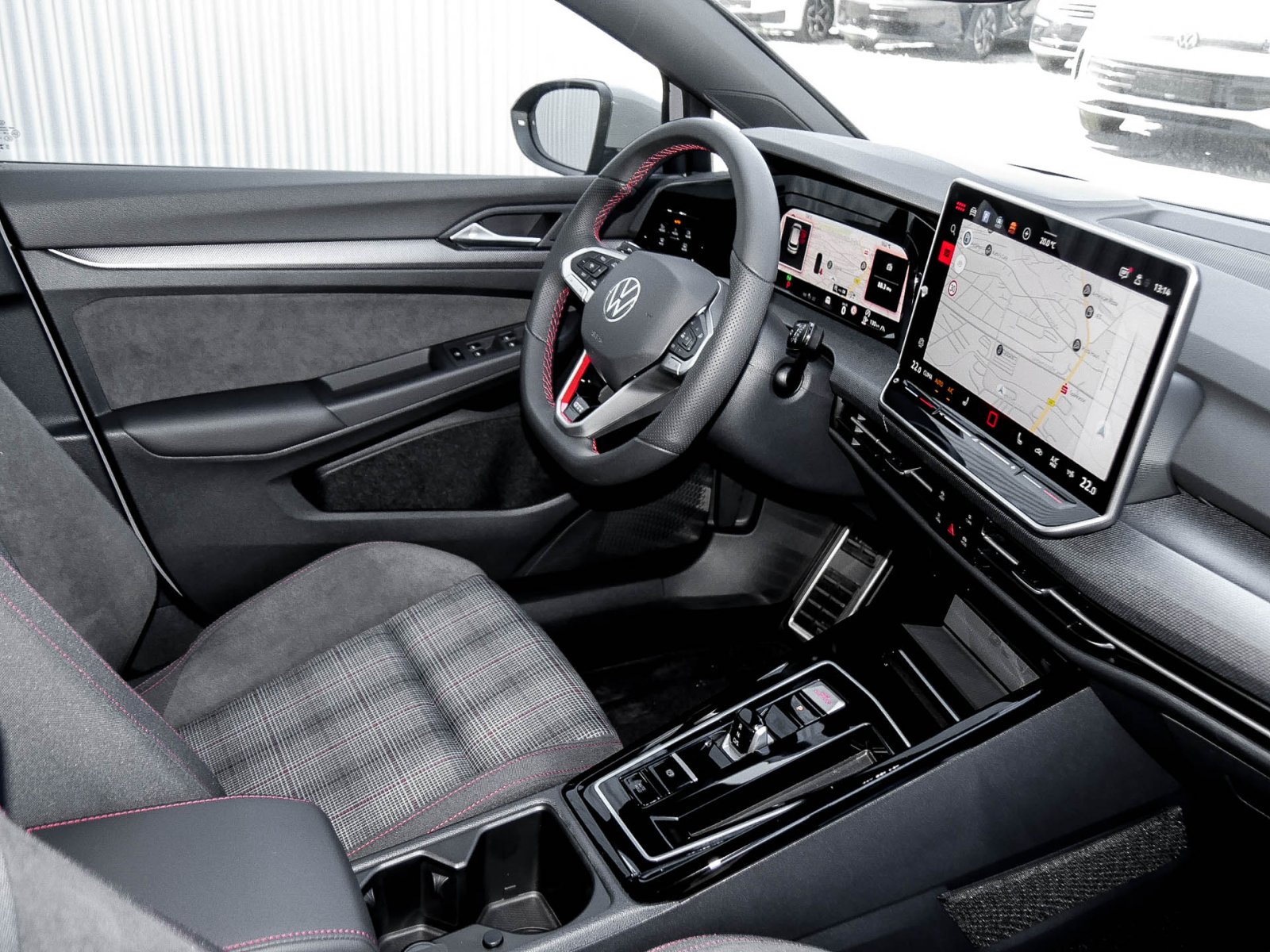 Volkswagen Golf VIII 2.0 GTI FACELIFT NAVI KAMERA ALU
