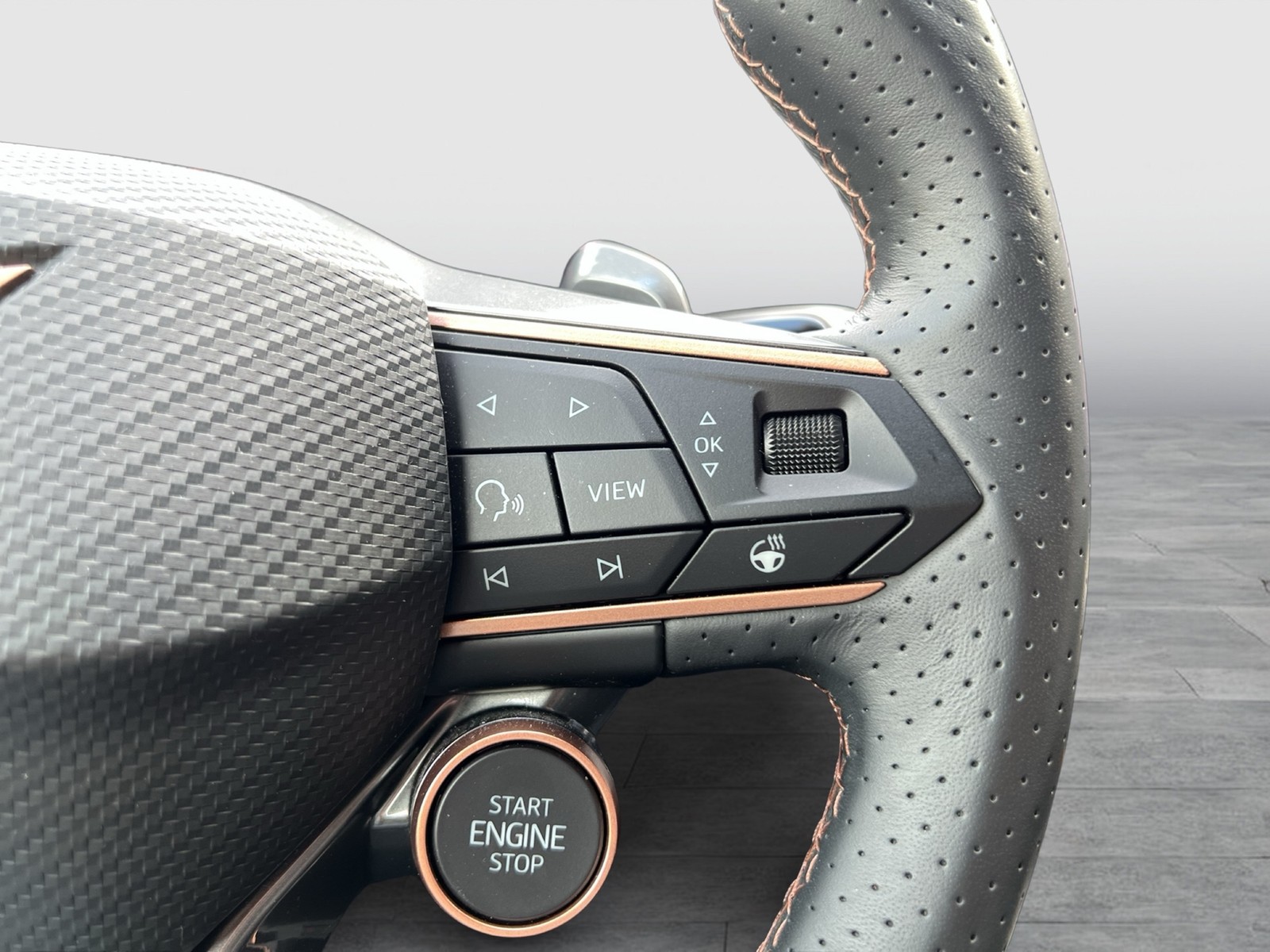 Cupra Terramar 1.5 HYBRID 360°CAM ACC LM18 HEADUP NAVI