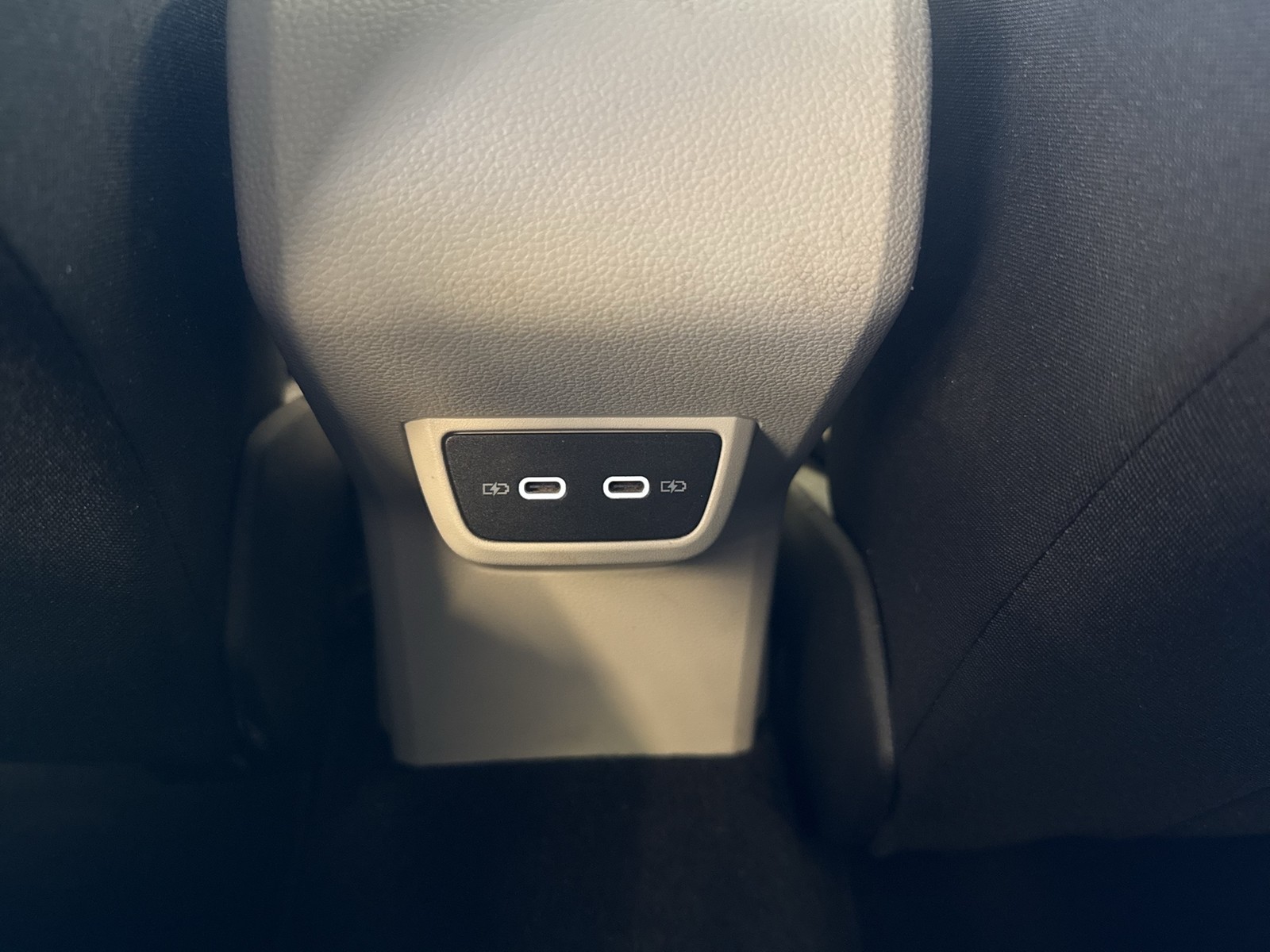 Volkswagen Taigo 1.0 STYLE PANO BEATS KAMERA LM18 MATRIX