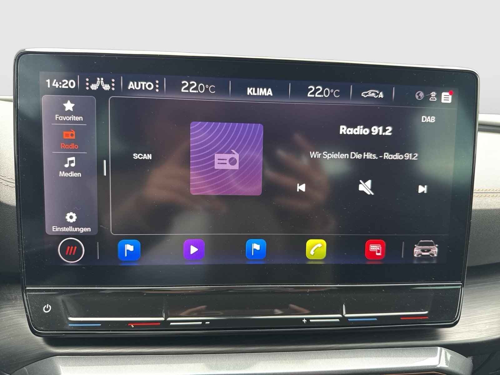 Cupra Formentor 2.0 4X4 AHK CAM ACC LM19 NAVI SITZHEIZ